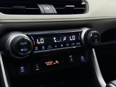 Toyota: Toyota RAV4: 2019 г., 2.5 л, Автомат, Бензин, Кроссовер — 11