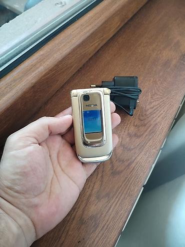 Nokia: Nokia 6121 Classic, < 2 GB Memory Capacity, rəng - Qızılı, Düyməli — 2