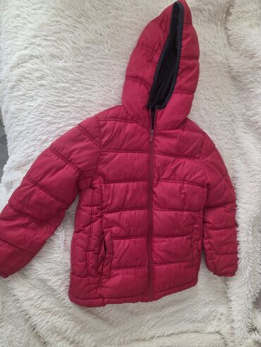 Kurtkalar: Uşaq üçün iki ədəd qalın qış üst geyimi dəsti. 1) H&M brendi, ağ — 9