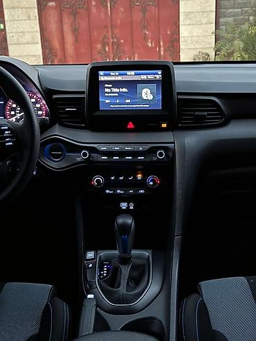 Hyundai: Hyundai Veloster: 2019 г., 2 л, Автомат, Бензин, Хэтчбэк — 12
