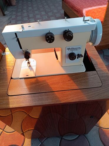 швейный машинки бу: Швейная машина Chayka