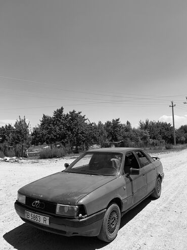 хонда си: Audi 80: 1987 г., 1.8 л, Механика, Бензин, Седан