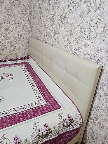 retro divan per page 40: Двуспальная кровать с мягким изголовьем - Размер спального места — 2