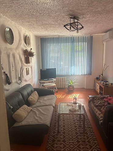 130000: 3 комнаты, 70 м², ул. Калык Акиева Индивидуалка, 1 этаж — 5