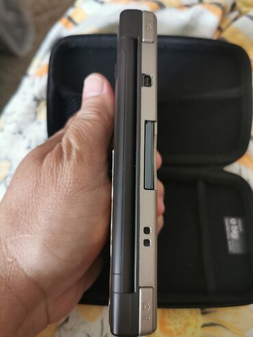 Nintendo DS & DSi: Prenosiva konzola Nintendo DS XL, idealna za igranje u pokretu — 9