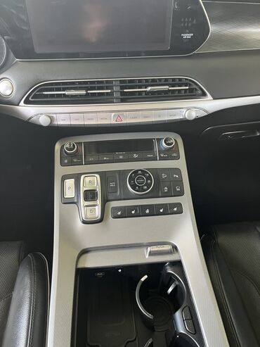 Hyundai: Hyundai Palisade: 2019 г., 2.2 л, Автомат, Дизель, Внедорожник — 15