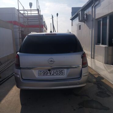 Opel: Salam maşın ela veziyyetdedir maşında 4 teze teker qoyulub akrmiyator — 9