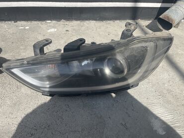 спортивный авто: Комплект передних фар Hyundai 2018 г., Б/у, Оригинал at lalafo.kg спортивный авто: Комплект передних фар Hyundai 2018 г., Б/у, Оригинал