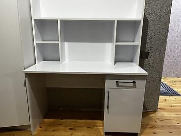 Digər mebel: Az istifade olunub yeni kimidi hec bir deffekti yoxdur boyuk olculudur — 1