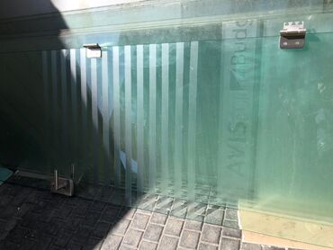 Pəncərə şüşələri: İşlənmiş Pəncərə şüşəsi, Еni: 100 sm, Uzunluğu: 320 sm