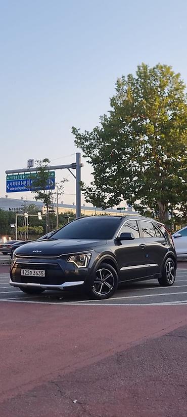 byd hybrid: Kia Niro: 2022 г., Автомат, Гибрид, Кроссовер — 1