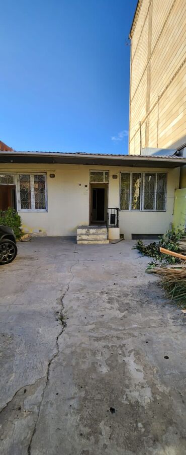 Uzunmüddətli kirayə evlər: 200 kv. m, 5 otaqlı, Telefon, İnternet, Artezian quyusu -da lalafo.az — 4 Uzunmüddətli kirayə evlər: 200 kv. m, 5 otaqlı, Telefon, İnternet, Artezian quyusu — 4