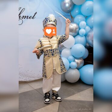 карнавальный детский костюм мишка: Продам два костюма в идеальном состоянии! Размер на рост -100 см и 95