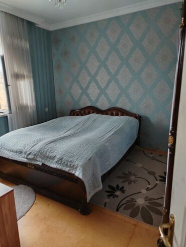 Həyət evləri və villaların satışı: Həyət evi – geniş həyətli, iki otaq bir kalidor evnen birlikdə 3sot — 6