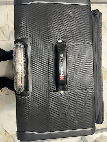 parca camadan: Wersiragear səfər çamadanı - Rəng: qara, minimalistik dizayn - — 2