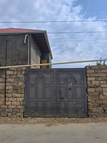 qara qarayevde: Binə 4 otaqlı, 82 kv. m, Kredit yoxdur, Təmirsiz