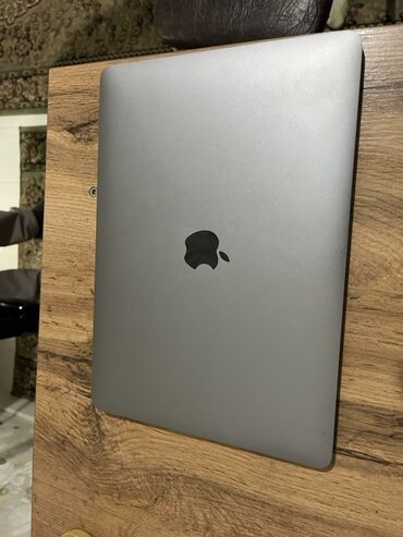 мавик айр 2: Ноутбук, Apple, 8 ГБ ОЗУ, Apple M1, 13.3 "