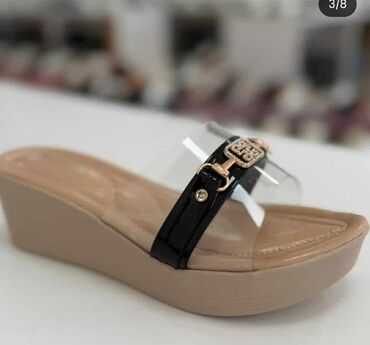 zenske papuce steve madden: 41