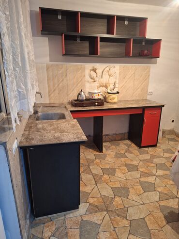 Uzunmüddətli kirayə evlər: 30 kv. m, 1 otaqlı -da lalafo.az — 3 Uzunmüddətli kirayə evlər: 30 kv. m, 1 otaqlı — 3