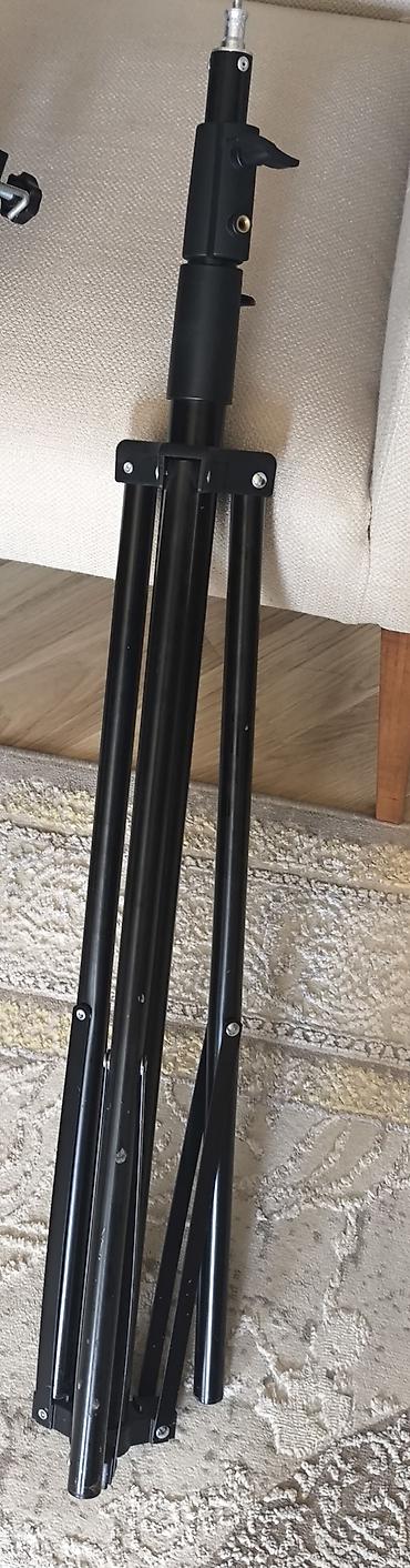 softbox: Godox SK300II studiya işıqlandırma dəsti Məzmun: - Godox SK300II — 3
