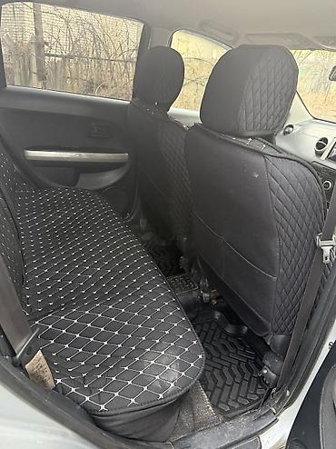215 65 16 с: Компактный 5‑дверный хэтчбек/минивэн серебристого цвета. Практичный — 3