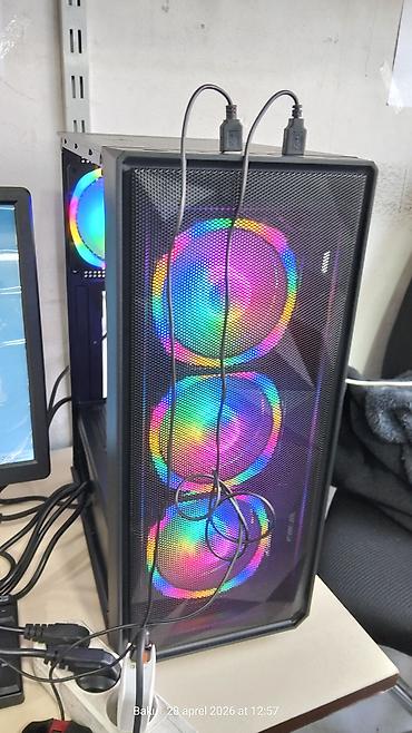 Masaüstü kompüterlər və iş stansiyaları: İ5 7 ci nəsil Ddr4 ram 8 Gb butov (əlavə boş slot) Ssd 240 Gb — 3