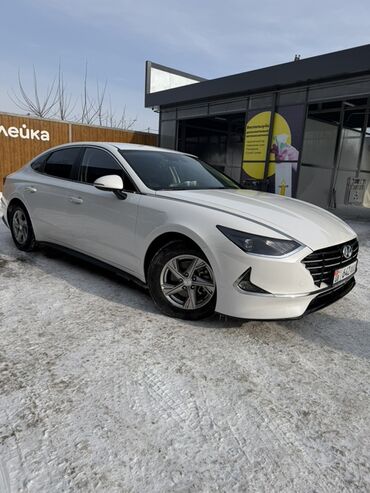 Hyundai: Hyundai Sonata: 2022 г., 2 л, Автомат, Газ, Седан — 2