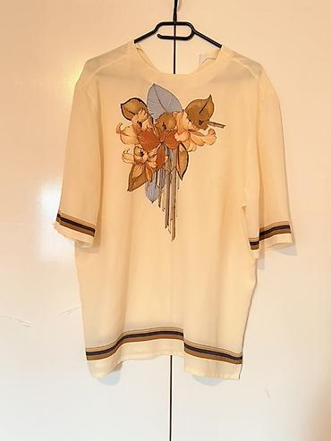 Bluze: Zenske bluze – elegantne i udobne, idealne za posao i svečane prilike — 17