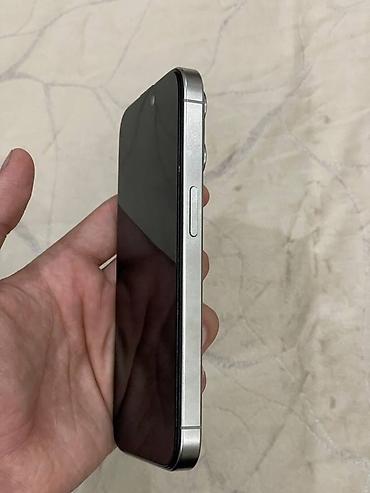 Apple iPhone: IPhone 15 Pro, Б/у, 256 ГБ, Natural Titanium, 88 % — 3