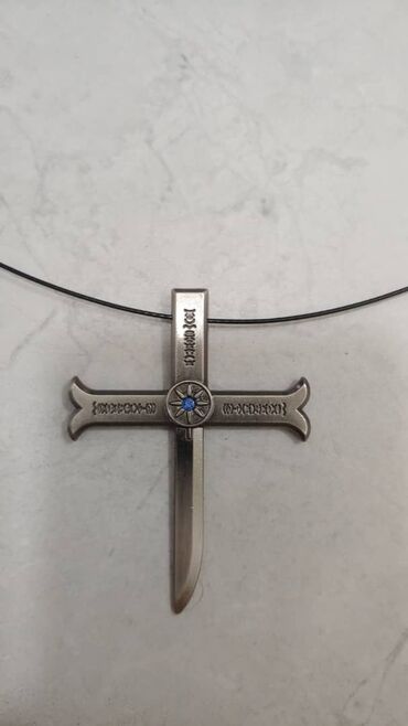 крест серебро: Продаю ожерелье с подвесткой крестом. Dracula Mihawk!состояние