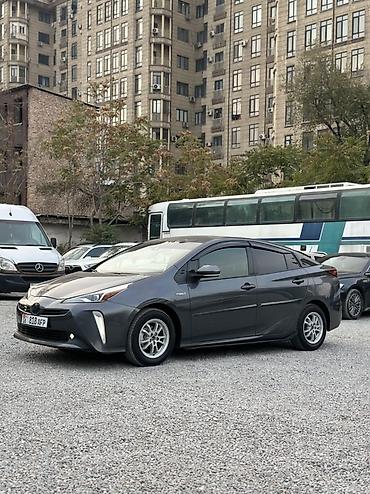 prius: Toyota Prius: 2021 г., 1.8 л, Автомат, Гибрид, Лифтбек — 2