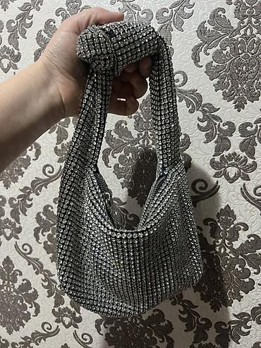 Классические сумки: Сумка со стразами Swarovski. Состояние идеальное. Кому надо пишите — 3