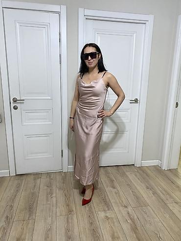 Повседневные платья: Платья женские — подборка моделей 1) Бархатное платье с цветочным — 12