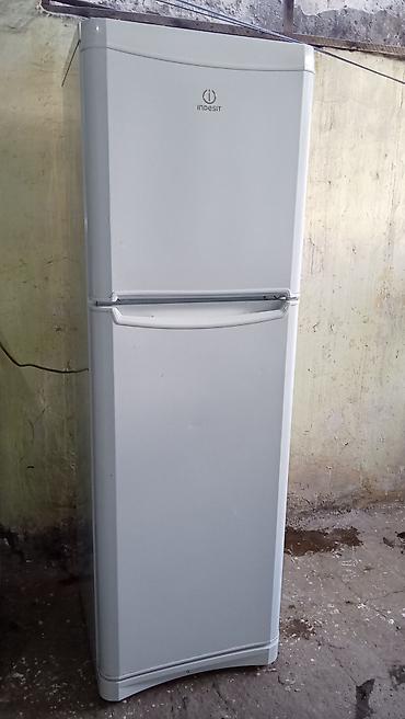 Indesit Nofros soyuducu əla soyudur işləyir çürüyü yoxdur
60/180 cm lalafo.az -da Indesit Nofros soyuducu əla soyudur işləyir çürüyü yoxdur
60/180 cm