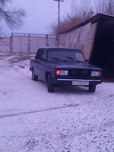 kreditlə maşınlar: VAZ (LADA) 2107: 1.3 l | 1991 il 5252 km Sedan