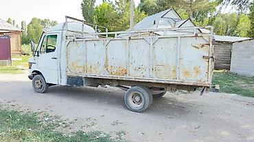 w210 2 2: Грузовик, Mercedes-Benz, Стандарт, 3 т, Б/у — 3