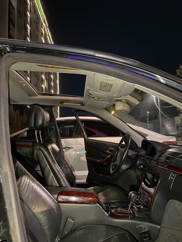 купить мерседес до 5000 долларов: Представляем седан Mercedes-Benz S-класса черного цвета, модель W220