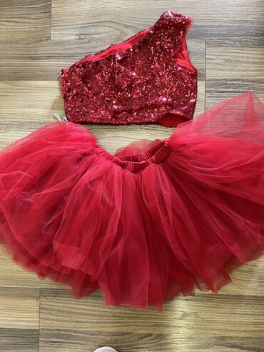 detskaya yubka solntse: Детское платье цвет - Красный