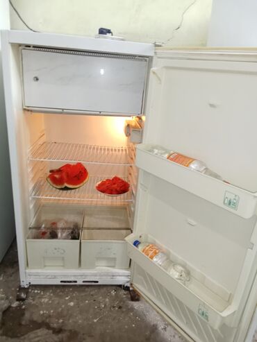 Plitələr və bişirmə panelləri: 1 qapılı Nord Soyuducu Satılır, rəng - Ağ