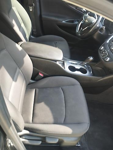 yalquzaq moto: Chevrolet Malibu RS sedan - Korpusu: qara rəng, aerodinamik kuzov — 6