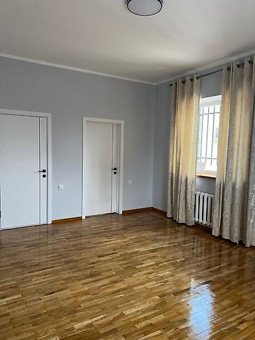 Долгосрочная аренда домов: 350 м², 6 комнат и более, Таш-Рабат ТРЦ — 17