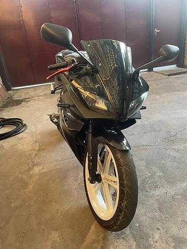 Мотоциклы: Спортивный мотоцикл Yamaha YZF‑R125 (R125), черный. Настоящий — 2