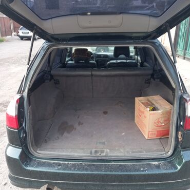 машины за 2000 долларов: Subaru Legacy: 2002 г., 2.5 л, Автомат, Бензин, Универсал