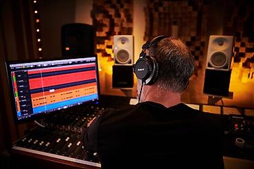 fl studio: Проводные полноразмерные наушники, Roland, Новый, цвет - Черный — 3