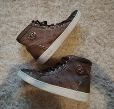 Women's Sneakers and athletic shoes: Guess, 39, bоја - Braon — 1