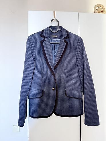 кашемировые: Шерстяной пиджак, Massimo Dutti 
Размер S — 1