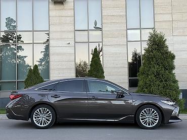 stud 100: Toyota Avalon: 2018 г., 2.5 л, Автомат, Гибрид, Седан — 2