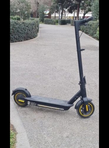 Giryalar: Nine bot g30 25km yol gedir en yuksek sureti 60dir yaxsi iphone