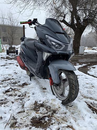 Скутеры: Макси-скутер 150 куб. см, Бензин, Б/у — 12