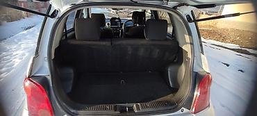 Toyota: Toyota ist: 2003 г., 1.5 л, Автомат, Бензин, Хэтчбэк — 7